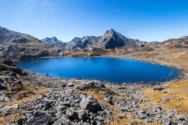 gosaikunda lake