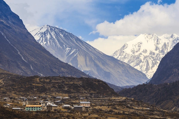 langtang village and mountain range
